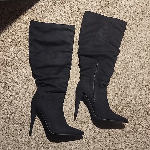 Knee high suede boots - Picture 1 of 9